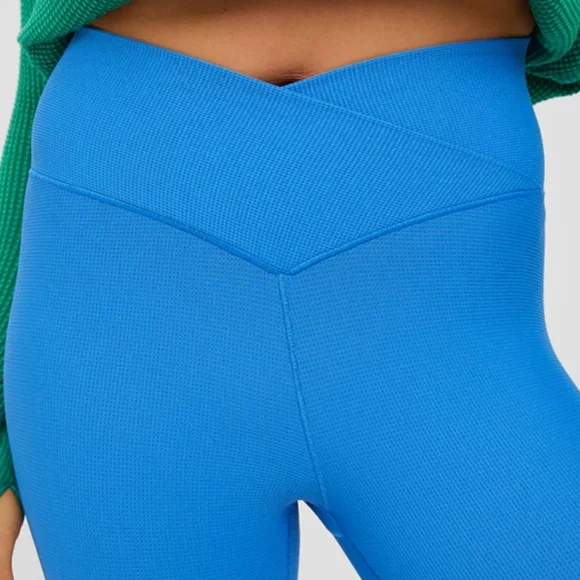 OFFLINE By Aerie Real Me Waffle High Waisted Crossover Legging - Picture 4 of 9